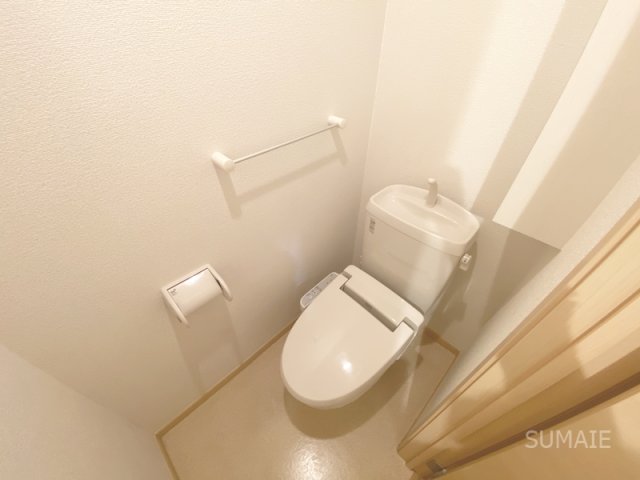 トイレ　洗浄便座付きのトイレです！
