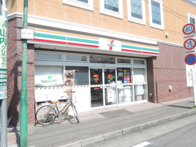 コンビニ　セブンイレブン（コンビニ）まで60m