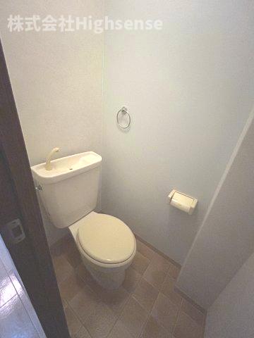 トイレ　トイレもきれいです