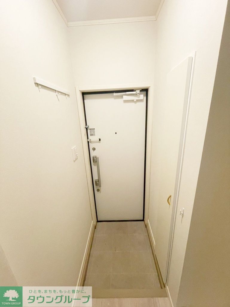 玄関　※別号室参考写真