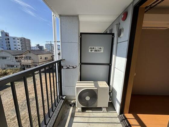 バルコニー　類似写真になります