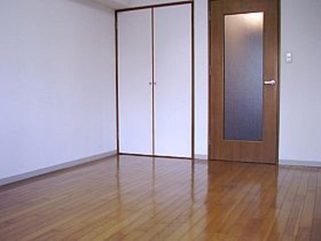 居室・リビング　室内