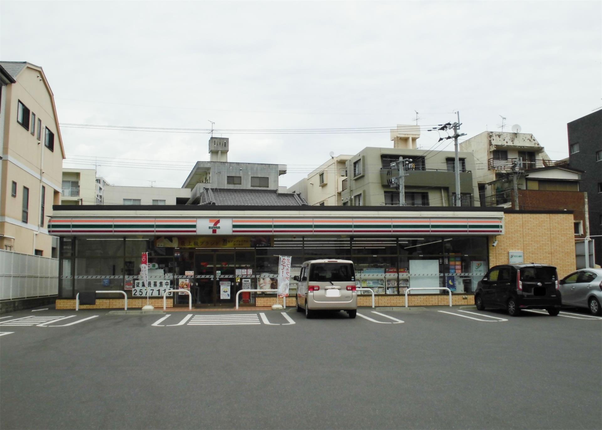 コンビニ　セブンイレブン　鹿児島騎射場店（コンビニ）まで188m
