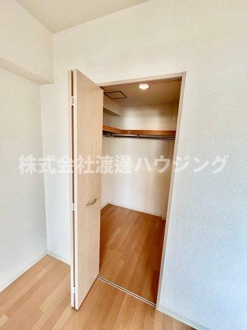 収納　ウォークインクローゼット