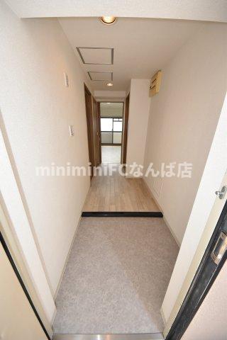 玄関　現状有姿　リノベをしているとは限りません