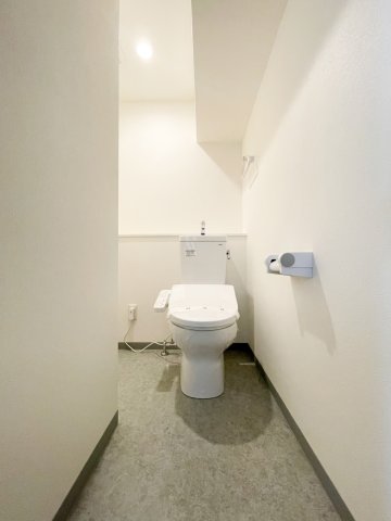 トイレ　落ち着いたトイレです