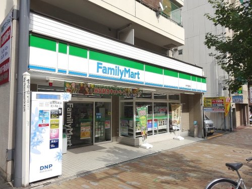 コンビニ　ファミリーマート JR和田岬駅前店（コンビニ）まで478m