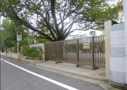 幼稚園・保育園　長崎幼稚園（幼稚園・保育園）まで410m
