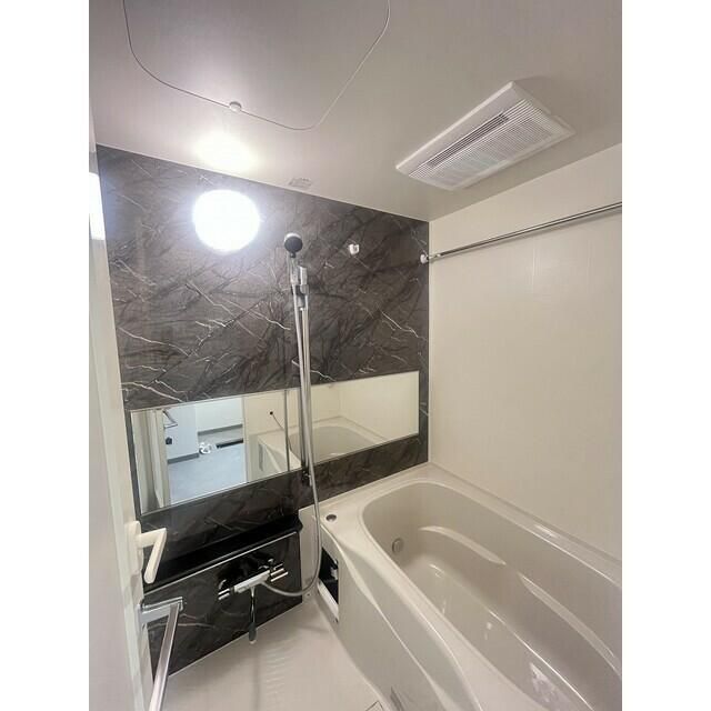 バス・シャワールーム　お風呂です