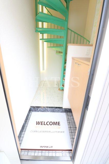 玄関　同型タイプです。