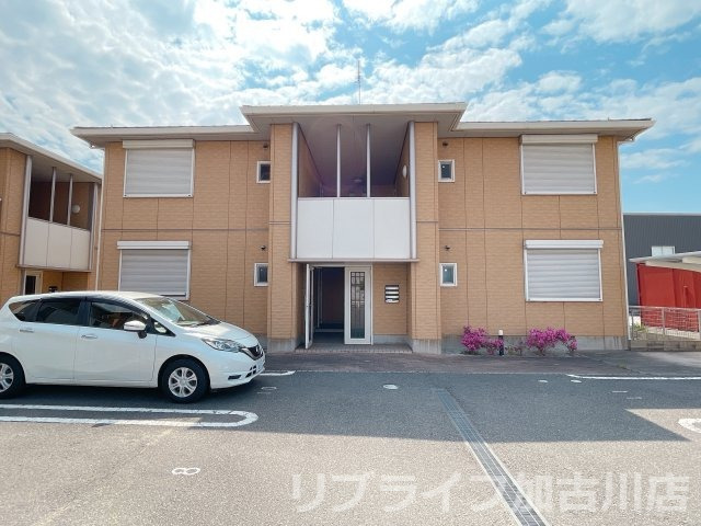 建物外観　全室角部屋設計
