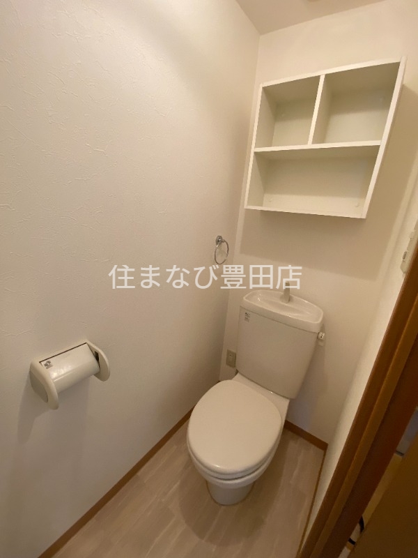 トイレ　同型タイプ