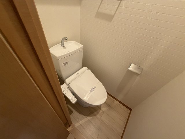 トイレ　ゆったりとした空間のトイレです