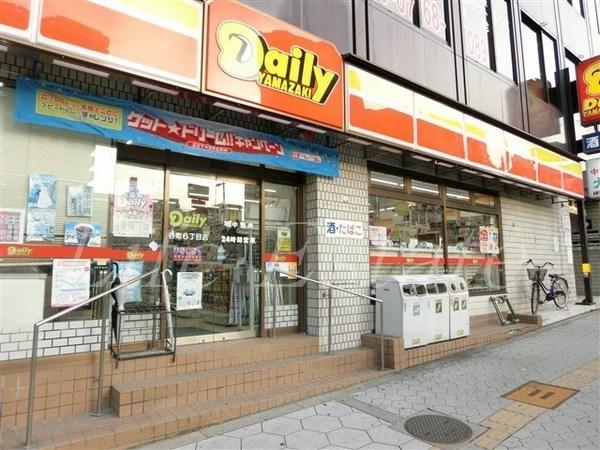 コンビニ　デイリーヤマザキ谷町6丁目店（コンビニ）まで240m