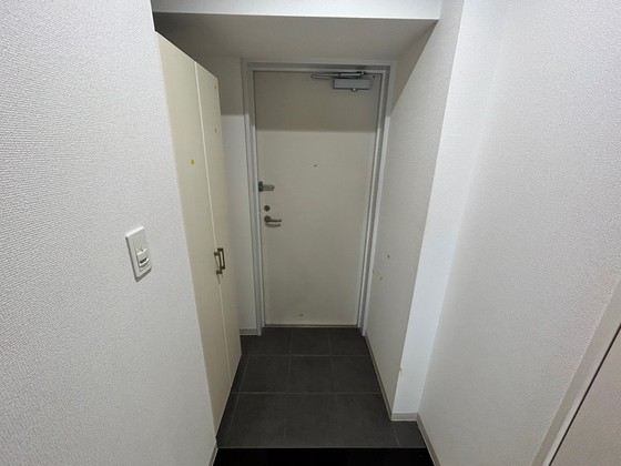 玄関　※別部屋の写真です
