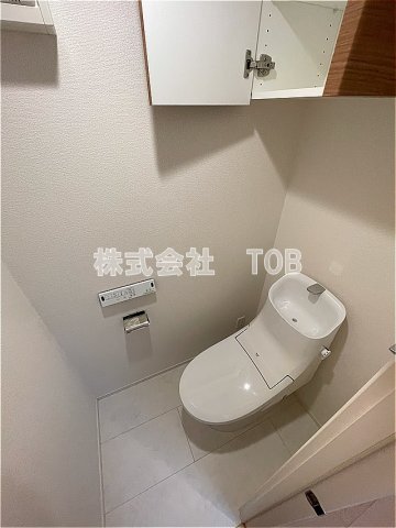 トイレ　※クリーニング完了前※