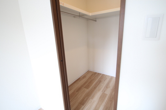 収納　※別部屋の写真です