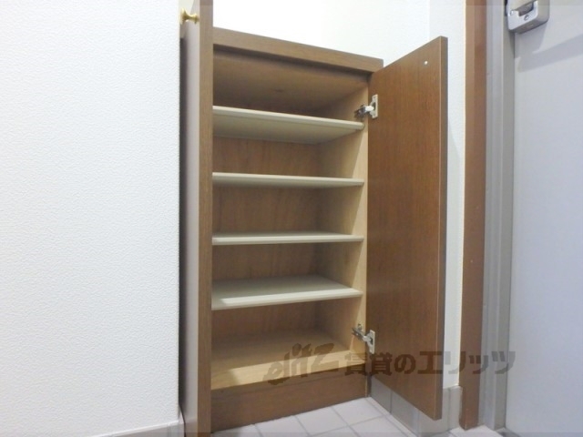 収納　下駄箱
