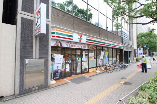 コンビニ　セブンイレブン広島小町店（コンビニ）まで141m