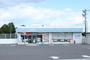 コンビニ　ローソン丸亀郡家町店（コンビニ）まで181m