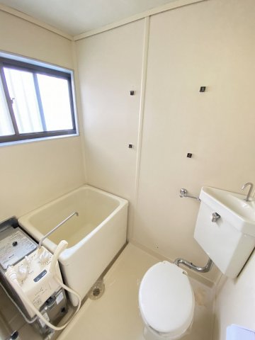 b’CASA行徳reーbornの風呂写真