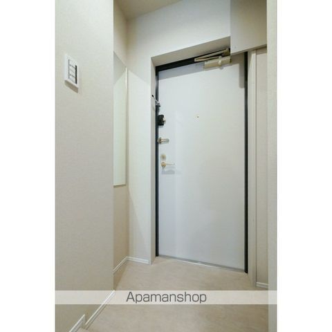 ヴィエント中目黒の玄関写真