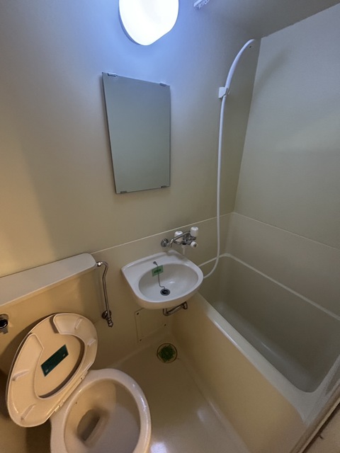 バス・シャワールーム　別部屋参考写真