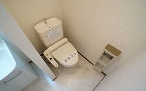 クロエ請西S棟のトイレ写真