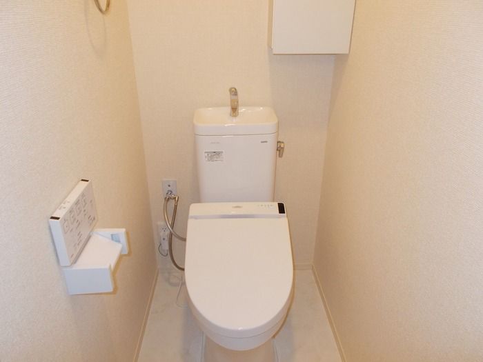 シャルール本牧のトイレ写真