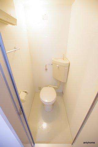 FIVE TWOのトイレ写真