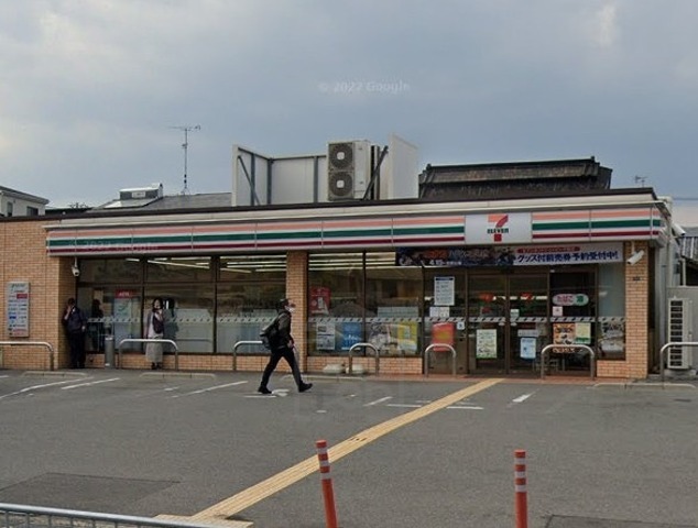 コンビニ　セブンイレブン　茨木中穂積2丁目店（コンビニ）まで854m