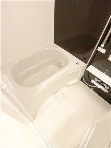 Crane Court Tsurumiの風呂写真