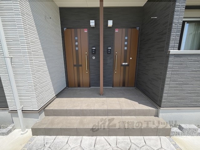 その他　玄関前