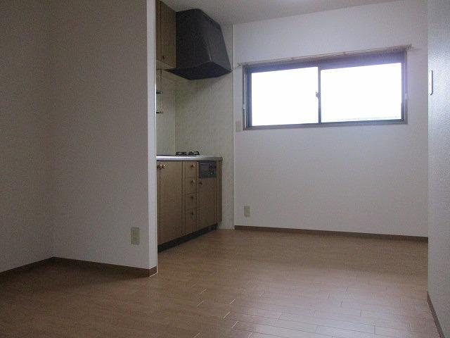 ハイカムール皆生の居間写真