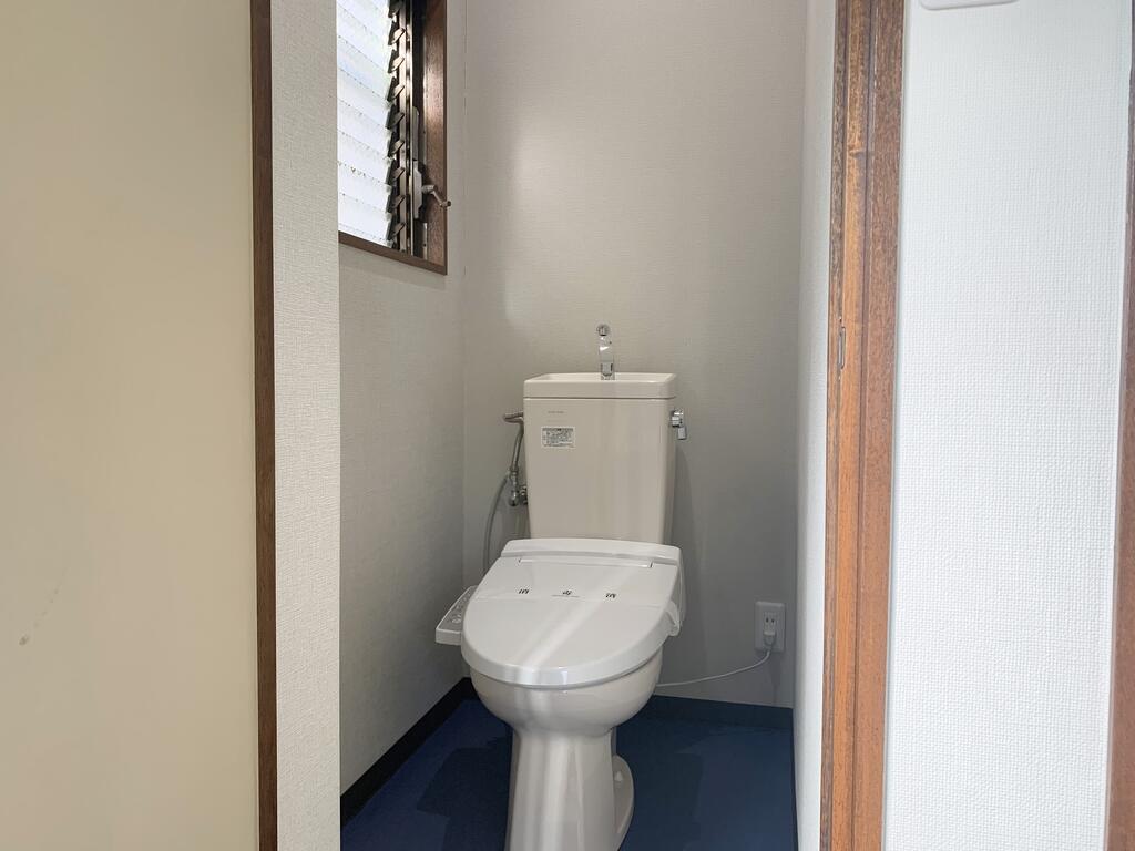 西保木間2丁目戸建のトイレ写真