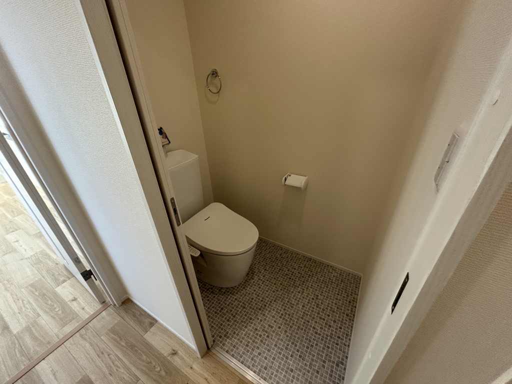 新赤羽ビルのトイレ写真