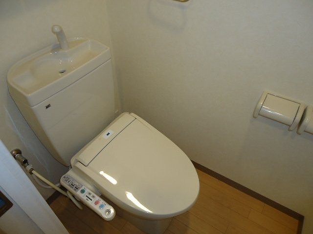 トイレ　トイレ