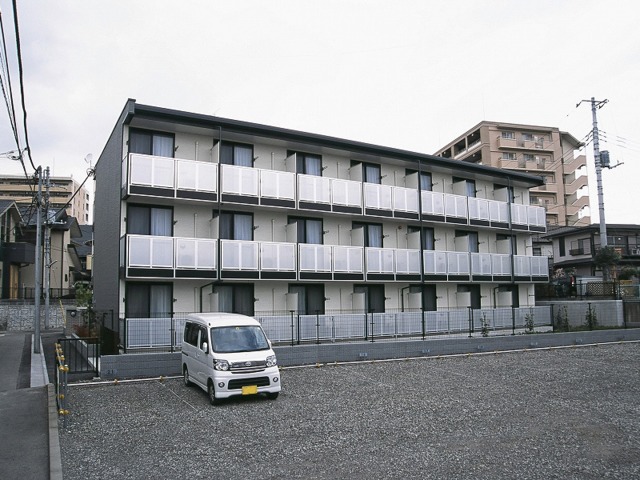 京王線 百草園駅 徒歩24分 築18年