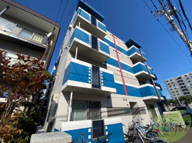 建物外観　札幌市中央区南６条西「アジュール」