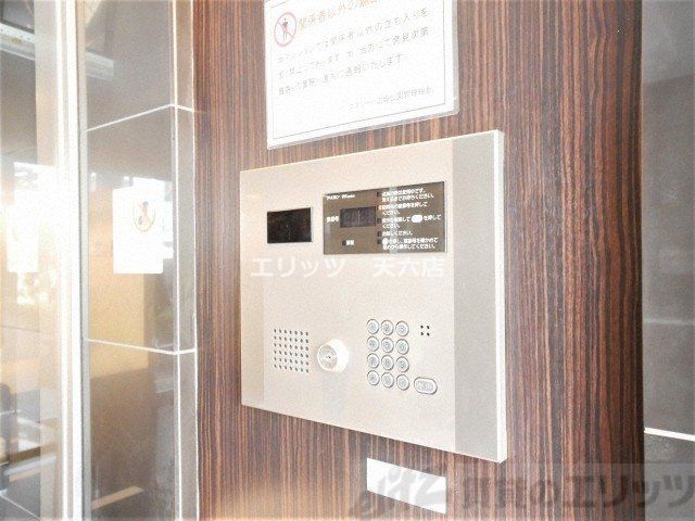 セキュリティ　下駄箱