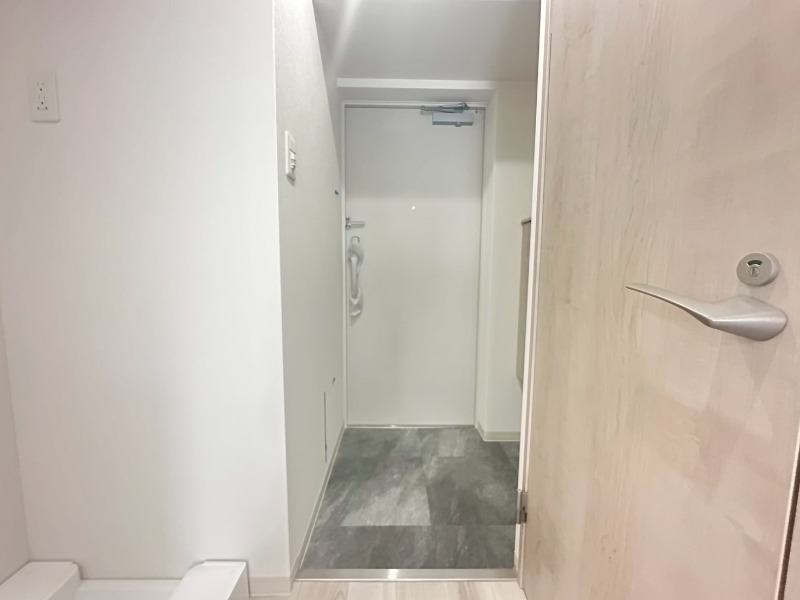 セオリー大阪EAST DOORの玄関写真