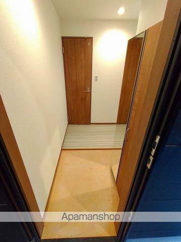 大阪モノレール本線 蛍池駅 徒歩7分 3階建 築3年の玄関写真