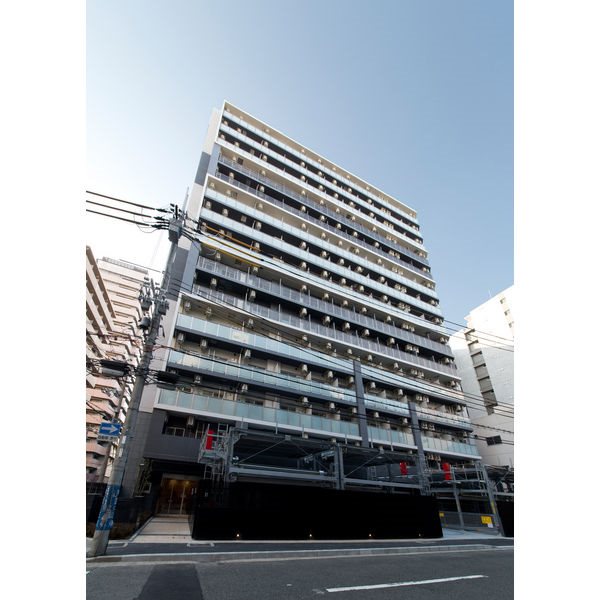 エステムプラザ神戸三宮ルクシアの建物外観