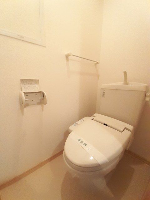 【桐生市境野町のアパートのトイレ】