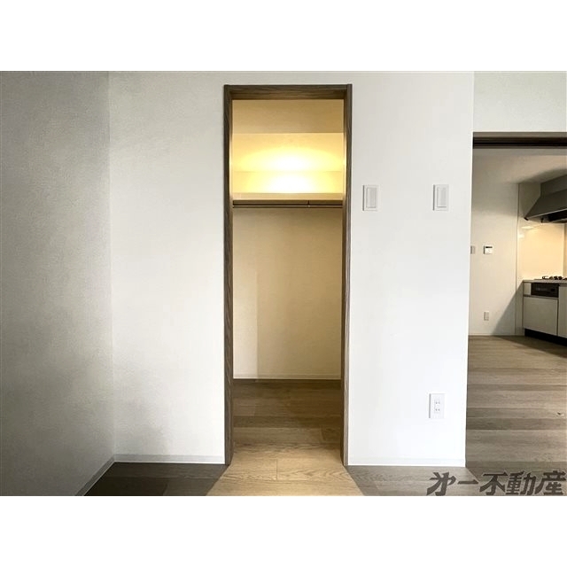 収納　ウォークインクローゼット