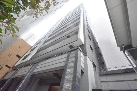 【プレサンスジェネ丸の内の建物外観】