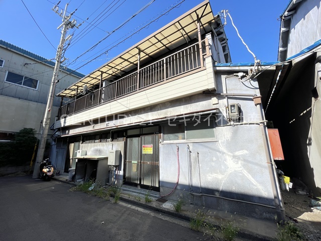 太田新町3丁目貸家の建物外観