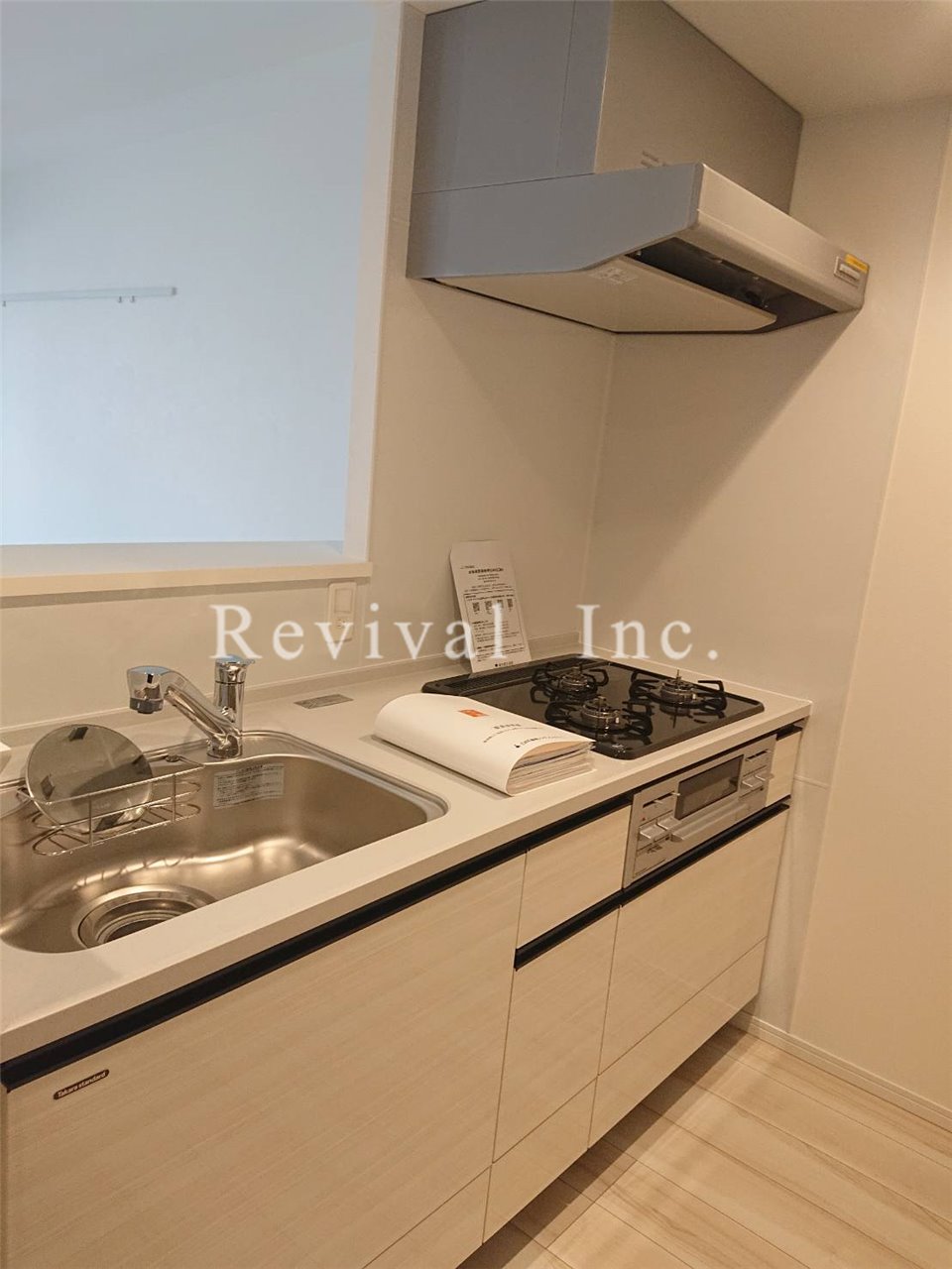 キッチン　シンプルで使いやすいキッチンでございます