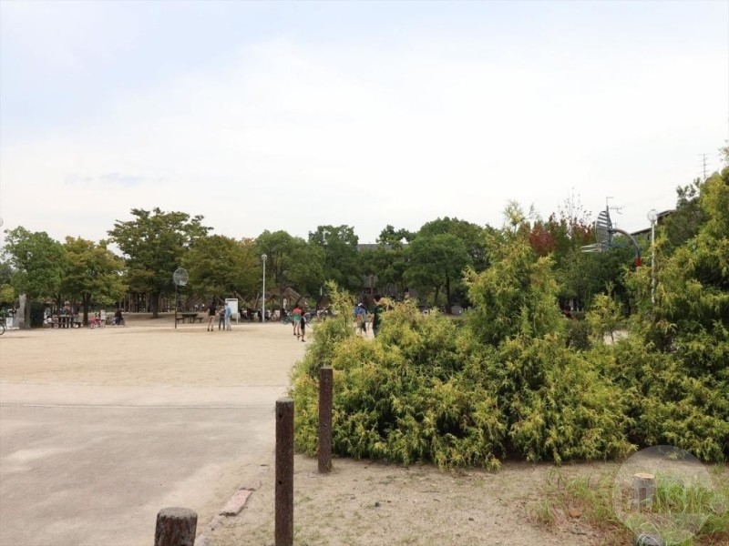 【ノーブル月が丘の公園】