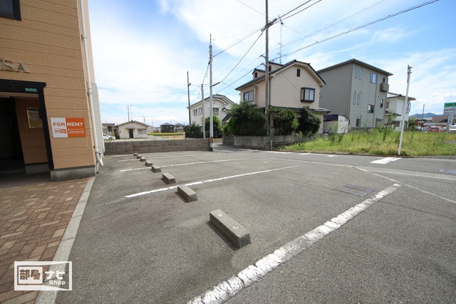 【フォブールＭＩＳＡの駐車場】